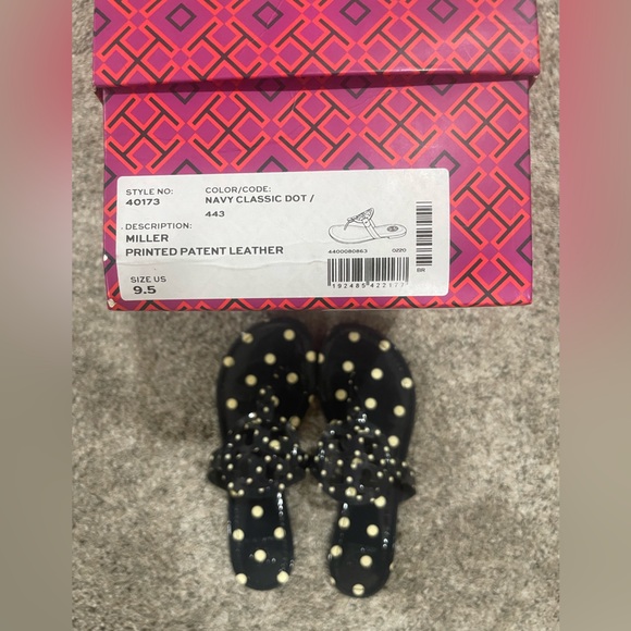 Tory Burch Miller patent Navy polka dot size 9.5 - Picture 3 of 10